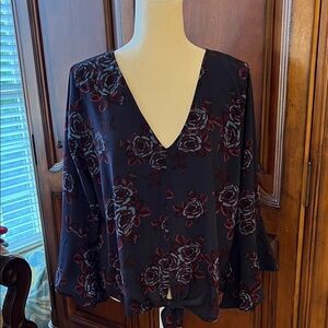 Veronica M Navy and Burgundy Floral V-Neck Tie Blouse with bell sleeves, NWOT, L